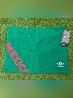 NWT WORLD CUP SOCCER MEXICO SKORT UMBRO Sz M